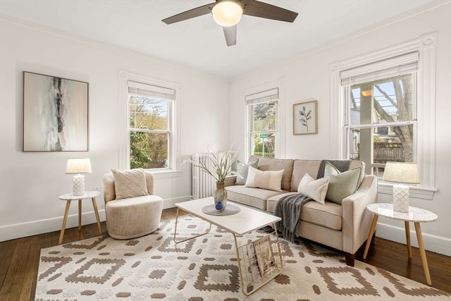 53 Henderson St, Arlington, MA 02474