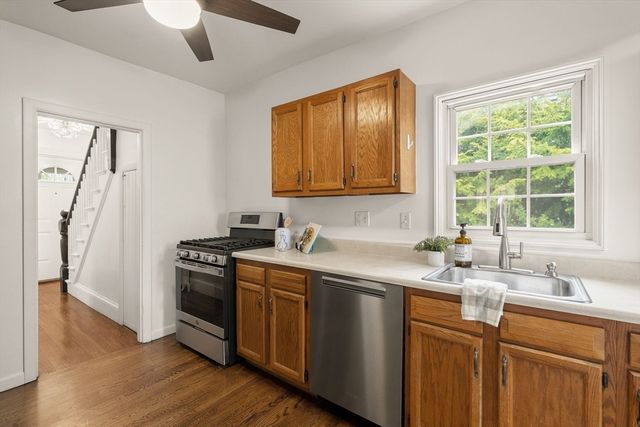 53 Henderson St, Arlington, MA 02474