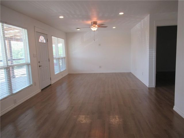 10620 D Deer Canyon RD D, Jonestown, TX 78645