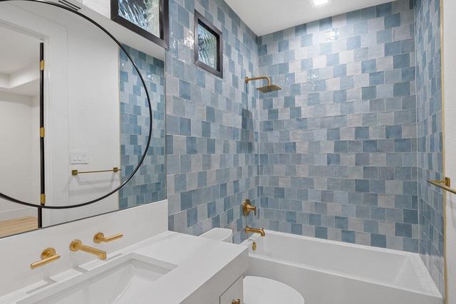 2904 Maravillas LOOP, Austin, TX 78735