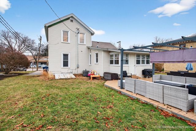 422 Hamilton Street, Geneva, IL 60134