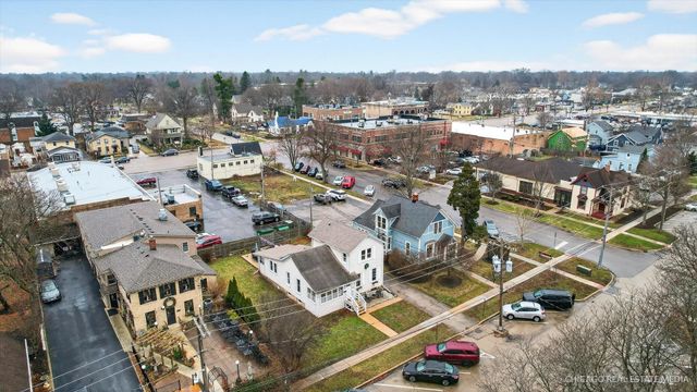 422 Hamilton Street, Geneva, IL 60134