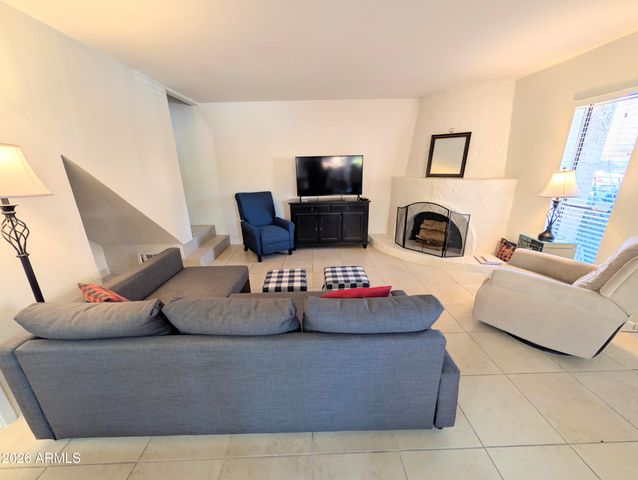 10421 N 11TH Street N 3, Phoenix, AZ 85020