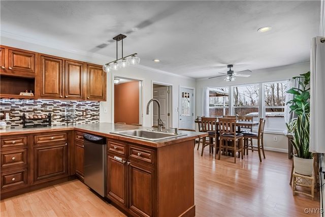 9846 Hazard Road, Marcy, NY 13403