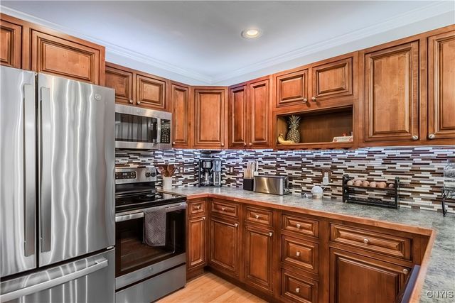 9846 Hazard Road, Marcy, NY 13403