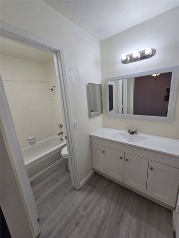 1451 Brook Meadow Circle, Lancaster, TX 75134
