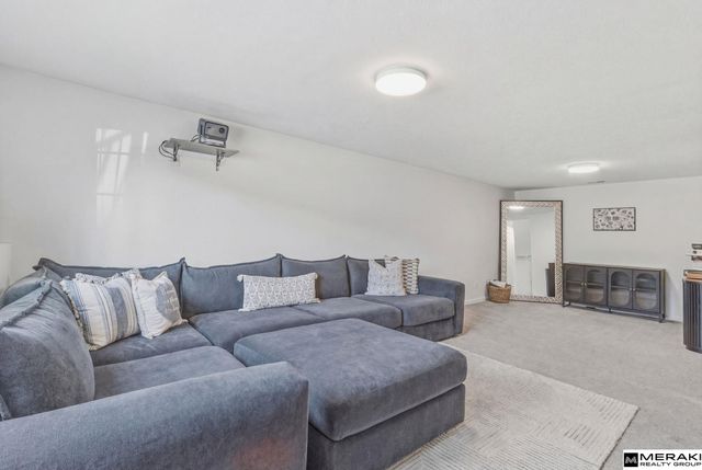 14210 Vane Street, Omaha, NE 68142