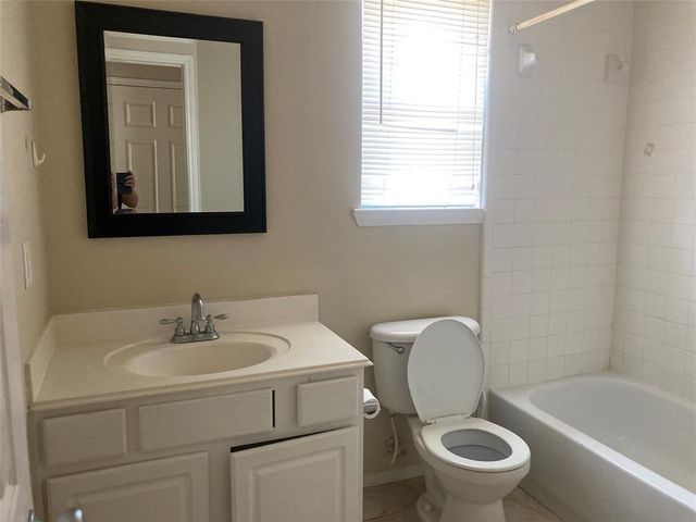 13322 Sleepy Creek Meadows, Houston, TX 77083