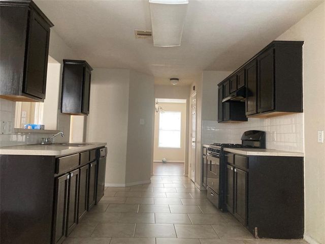 13322 Sleepy Creek Meadows, Houston, TX 77083