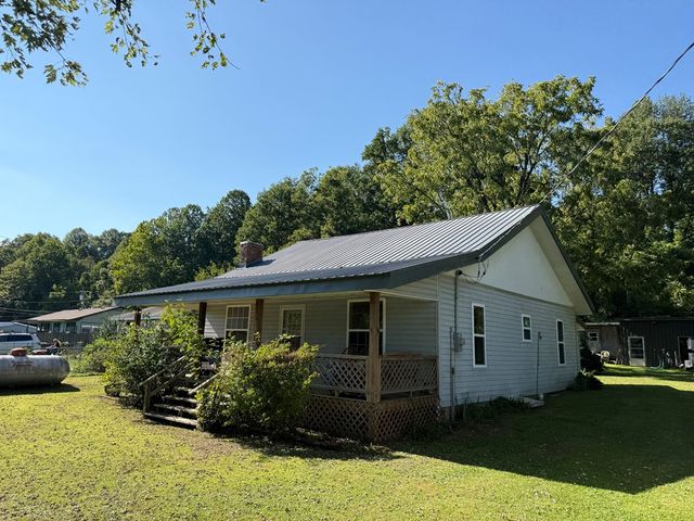 110 Fisher Street, Andrews, NC 28901