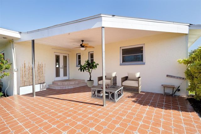 3497 COQUINA KEY DRIVE SE, St Petersburg, FL 33705