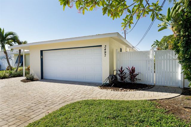 3497 COQUINA KEY DRIVE SE, St Petersburg, FL 33705