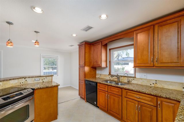 3497 COQUINA KEY DRIVE SE, St Petersburg, FL 33705