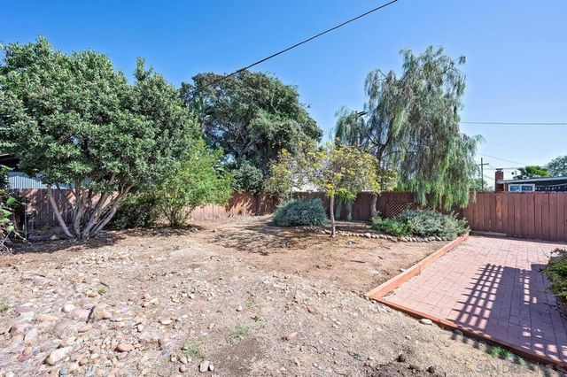 4635 Mataro Dr, San Diego, CA 92115