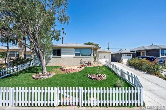 4635 Mataro Dr, San Diego, CA 92115