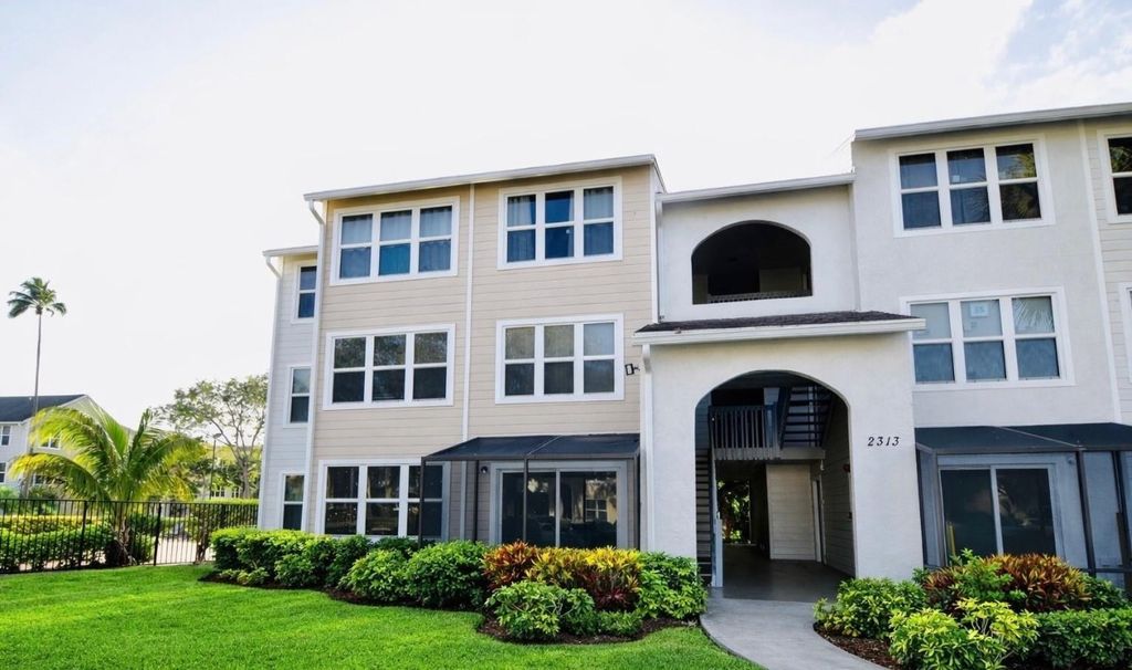 2313 N Congress Avenue 31, Boynton Beach, FL 33426