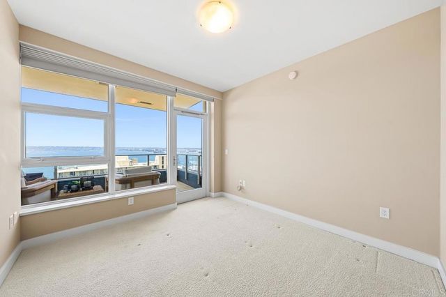 1325 Pacific Highway 1701, San Diego, CA 92101