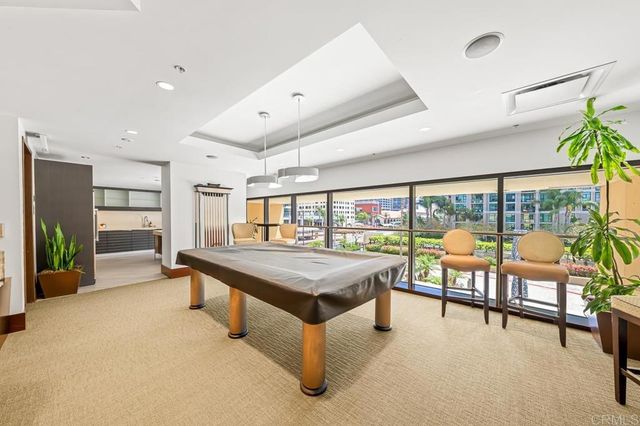 1325 Pacific Highway 1701, San Diego, CA 92101