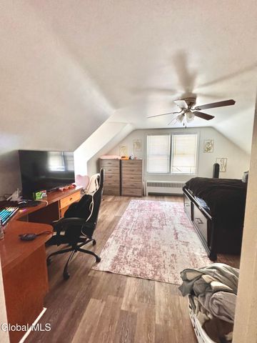 241 Sixteenth Street, Schenectady, NY 12306