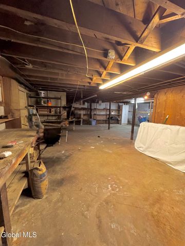 241 Sixteenth Street, Schenectady, NY 12306