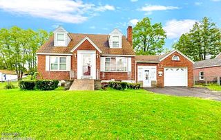 241 Sixteenth Street, Schenectady, NY 12306