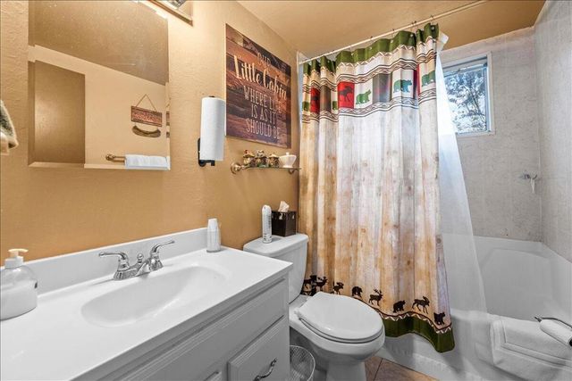 1123 W Aeroplane Boulevard, Big Bear, CA 92314