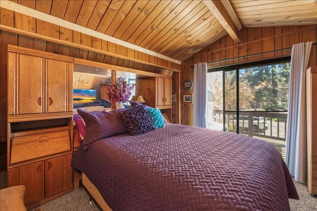 1123 W Aeroplane Boulevard, Big Bear, CA 92314