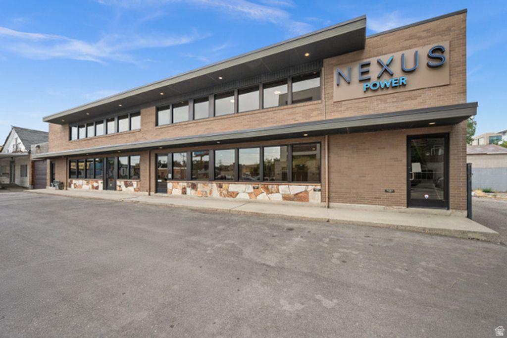 2135 S WEST TEMPLE, South Salt Lake, UT 84115 — exterior