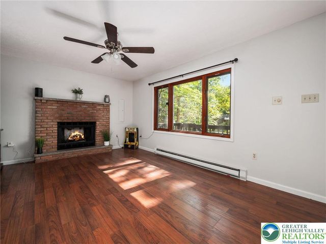 244 Canterbury Road, Lehman Twp, PA 18324