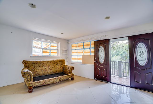 12047 Kagel Canyon Road, Sylmar, CA 91342