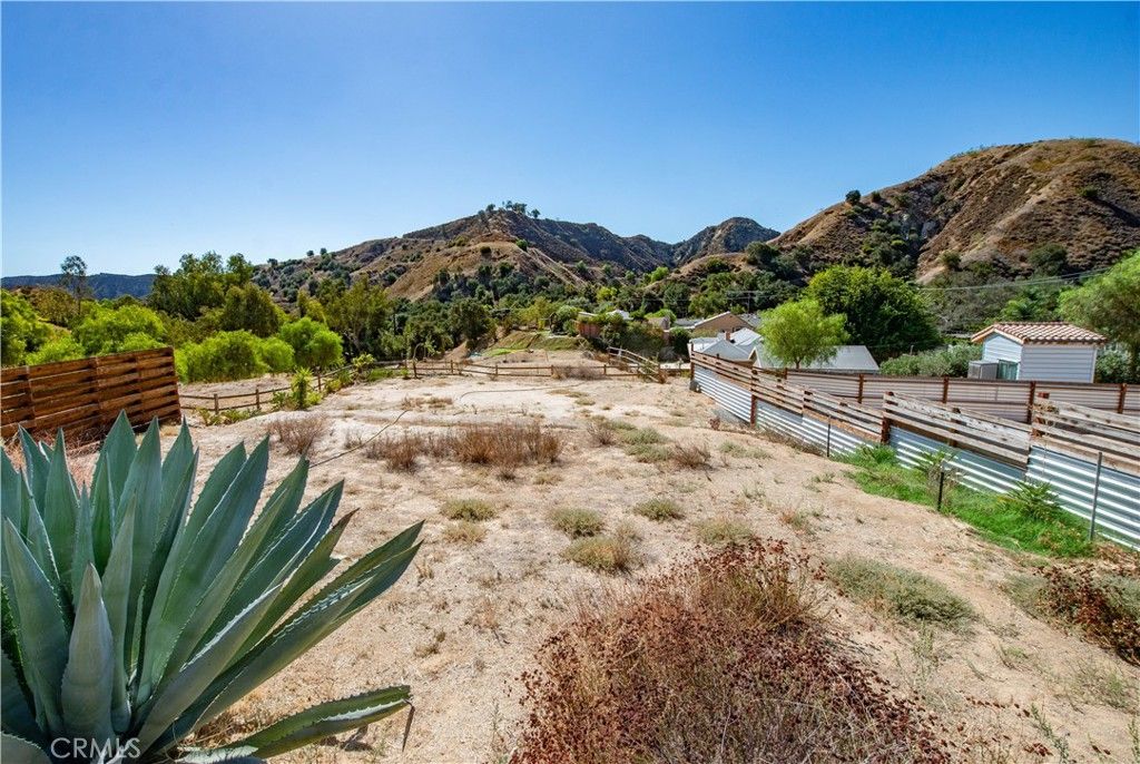 0 Eveningside Drive, Val Verde, CA 91384 — exterior