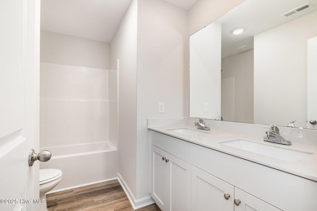 70 Ham Farm Drive, La Grange, NC 28551