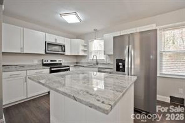 1404 Nottingham Road, Kannapolis, NC 28081