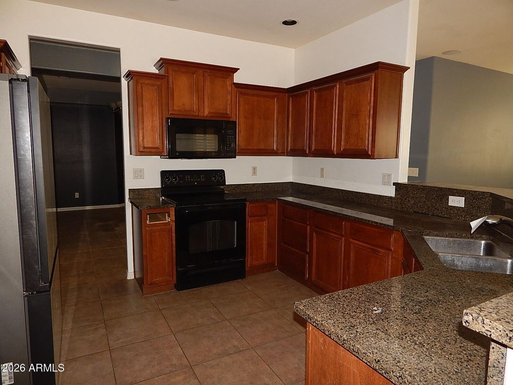 25601 W ST JAMES Avenue, Buckeye, AZ 85326 — photo 4