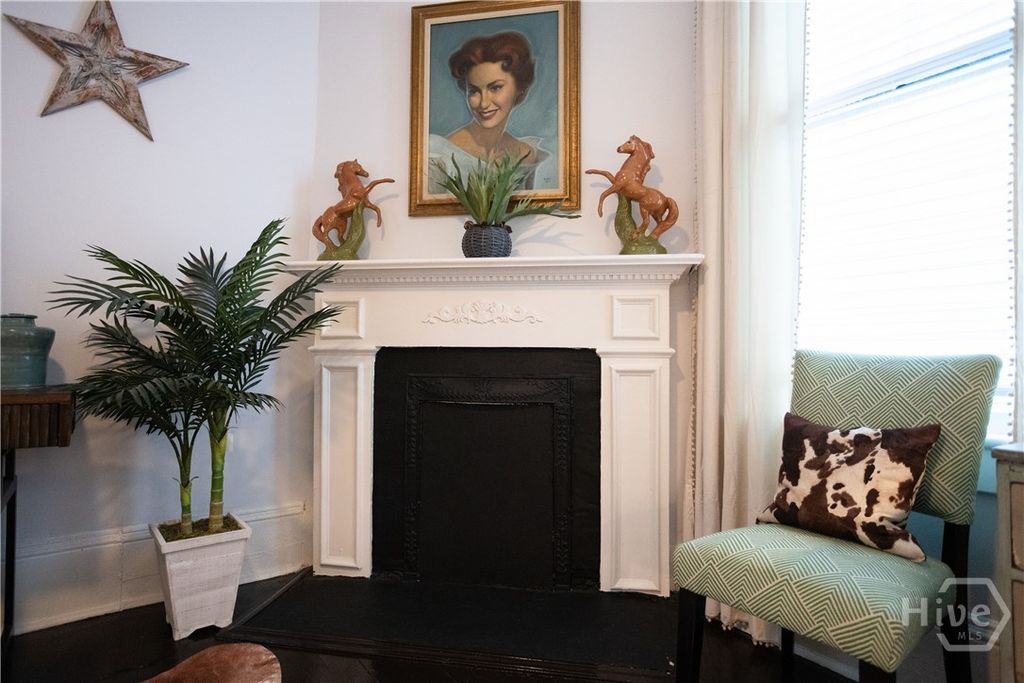 Image 12 of property listing at 501 E Bolton Street, Savannah, GA 31401