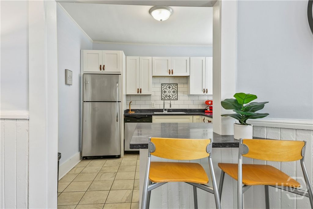 Image 23 of property listing at 501 E Bolton Street, Savannah, GA 31401