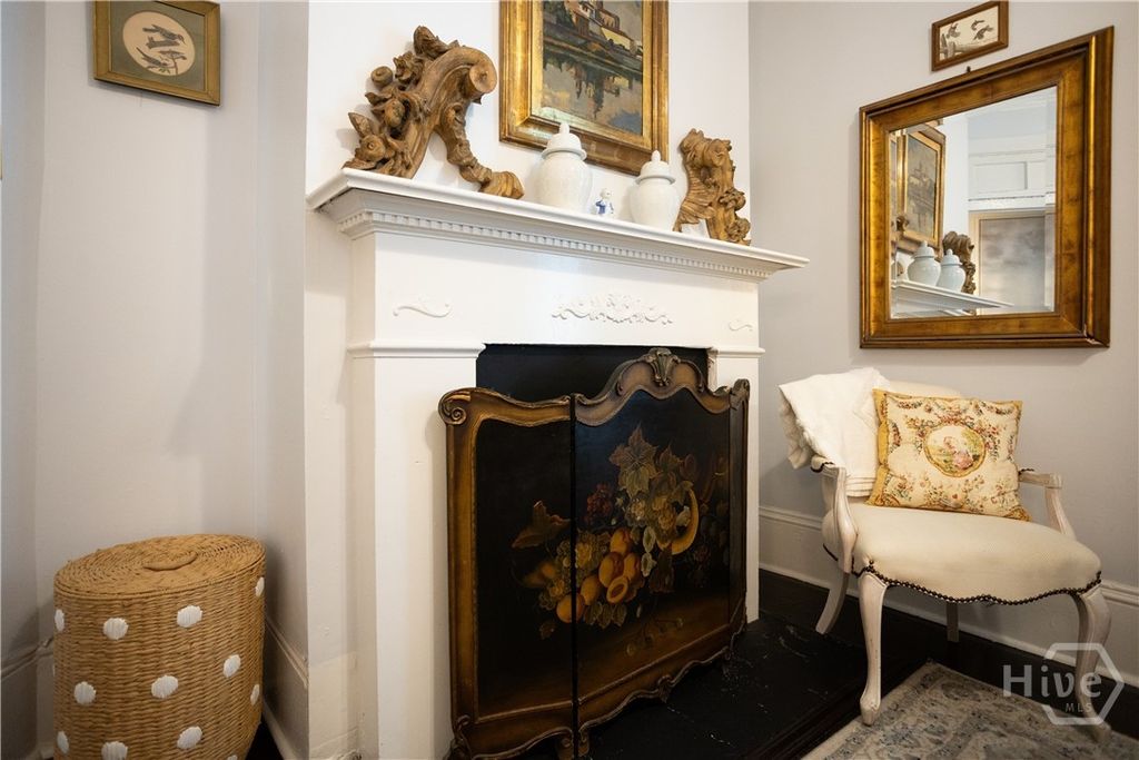 Image 27 of property listing at 501 E Bolton Street, Savannah, GA 31401