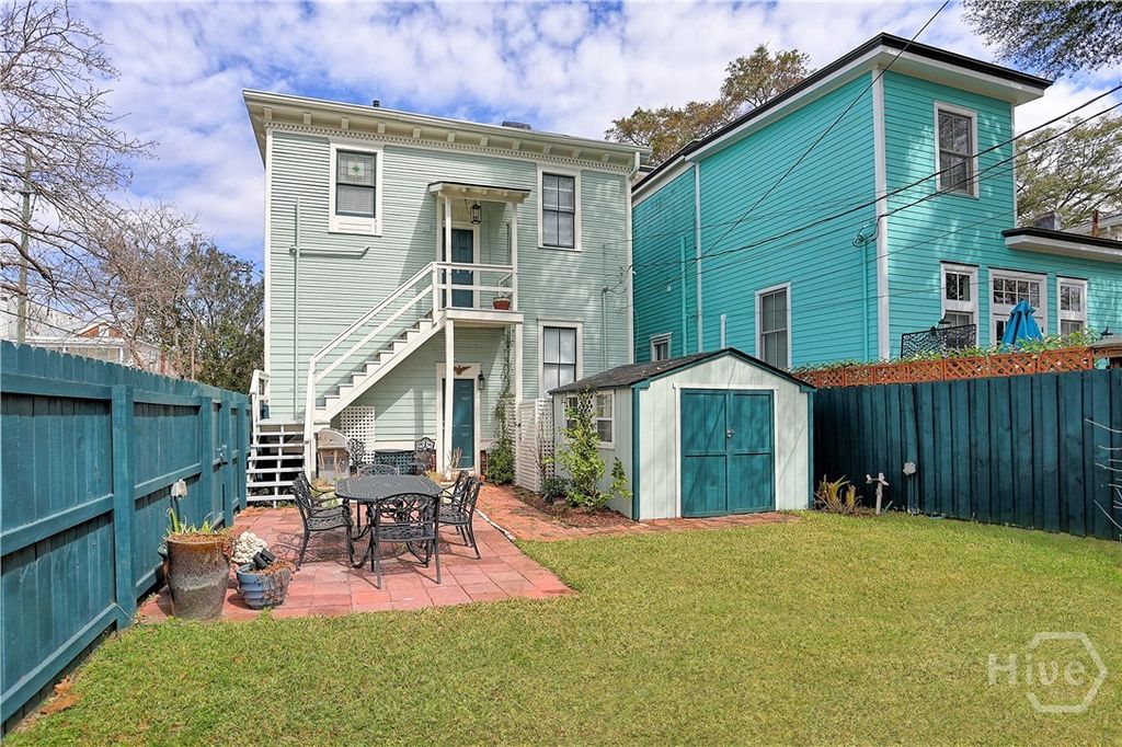 Image 32 of property listing at 501 E Bolton Street, Savannah, GA 31401