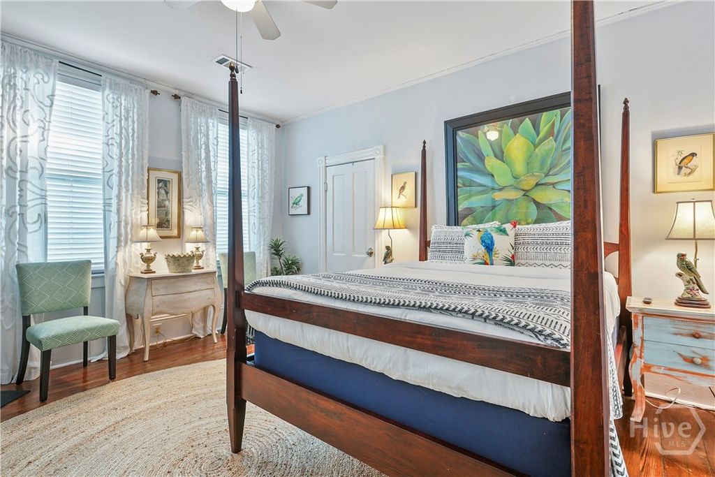 Image 36 of property listing at 501 E Bolton Street, Savannah, GA 31401