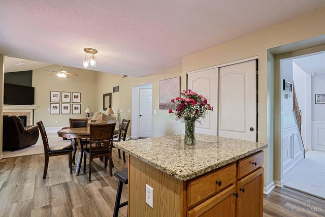 6510 Waverly Park, Hamilton Twp, OH 45152