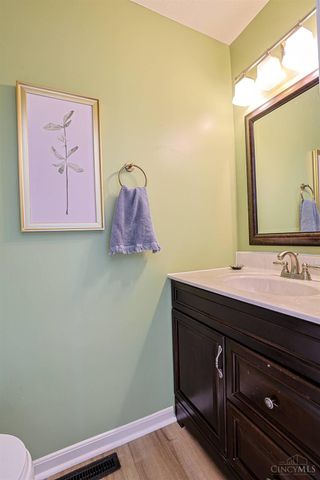 6510 Waverly Park, Hamilton Twp, OH 45152