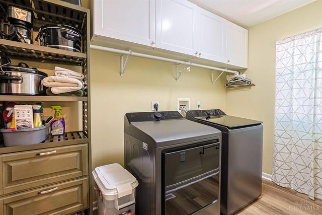 6510 Waverly Park, Hamilton Twp, OH 45152