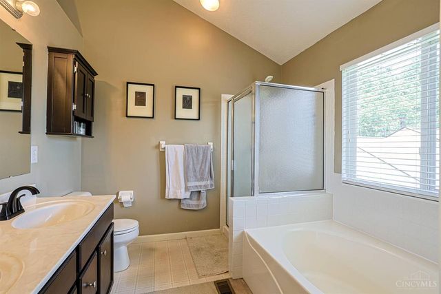 6510 Waverly Park, Hamilton Twp, OH 45152