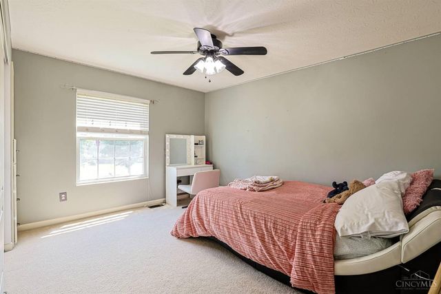 6510 Waverly Park, Hamilton Twp, OH 45152