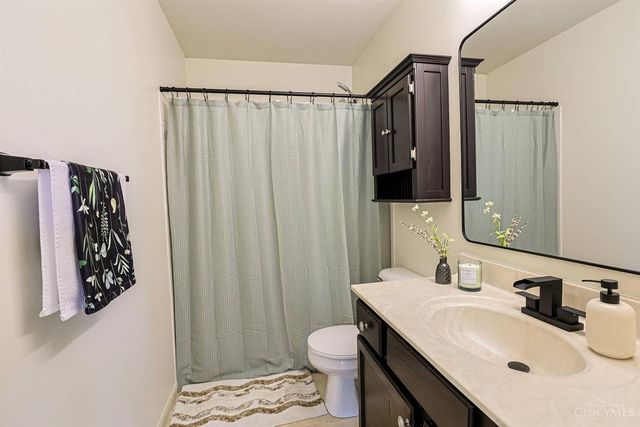 6510 Waverly Park, Hamilton Twp, OH 45152