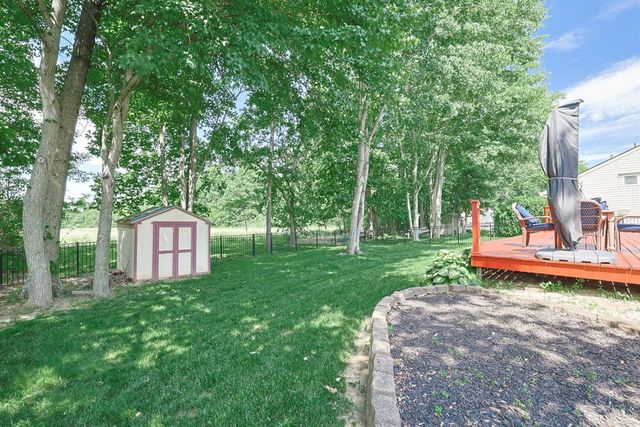 6510 Waverly Park, Hamilton Twp, OH 45152