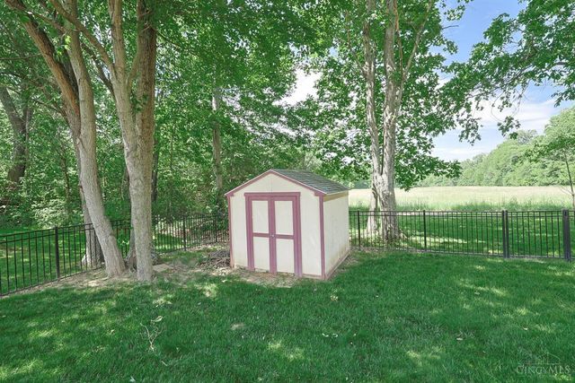 6510 Waverly Park, Hamilton Twp, OH 45152