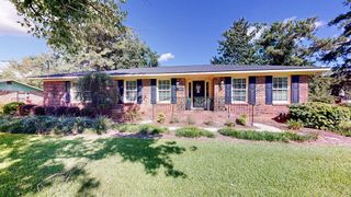 215 Shadowood Drive, Dothan, AL 36301