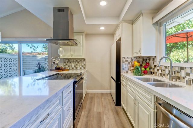 3008 Via Buena A, Laguna Woods, CA 92637