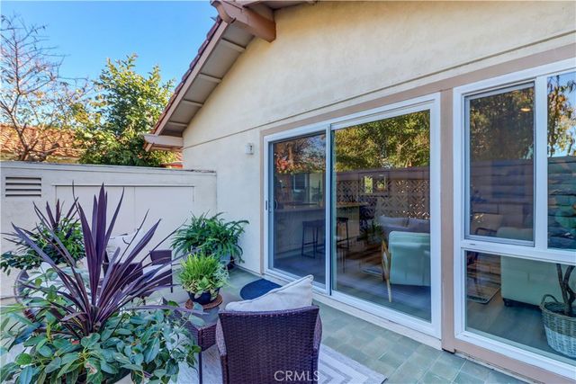 3008 Via Buena A, Laguna Woods, CA 92637